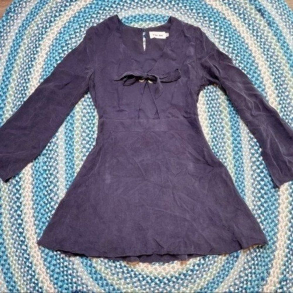 Line & Dot Dress - Picture 3 of 8